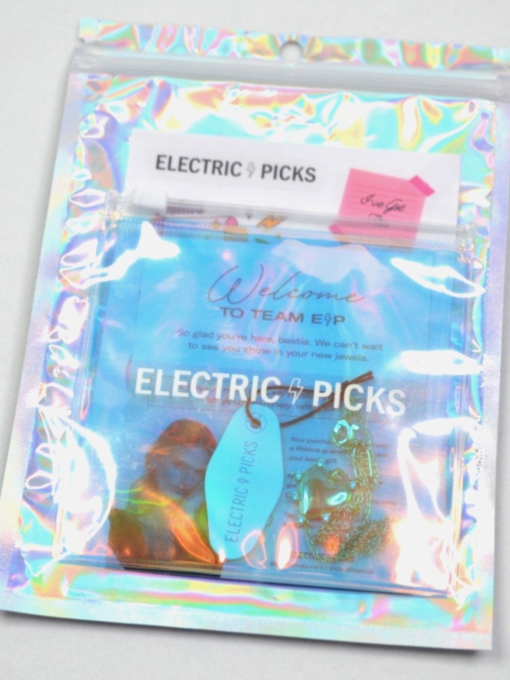 Electric Picks Love Story Heart Necklace Gold Heart Pendant New - Picture 3 of 4